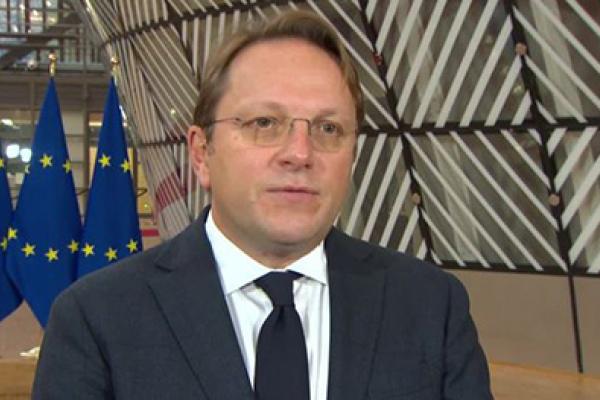 Olivér Várhelyi